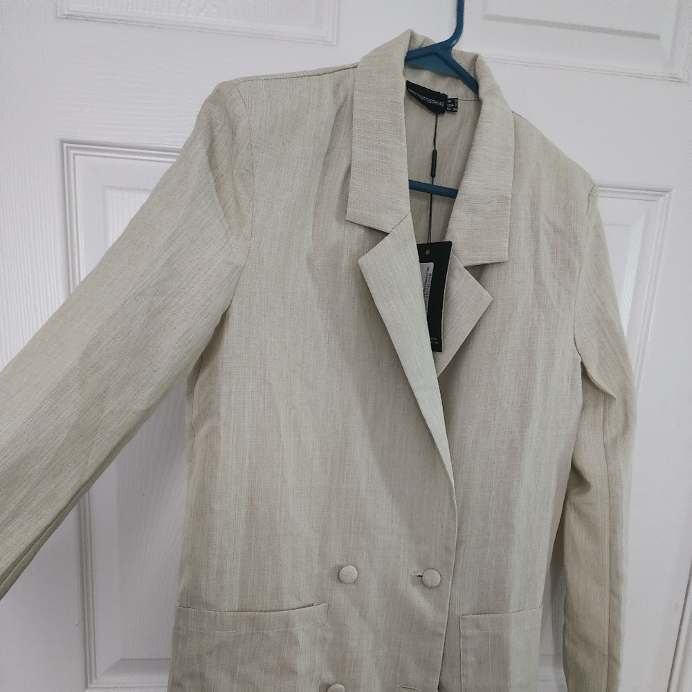Pretty Little Thing linen double-breasted jacket